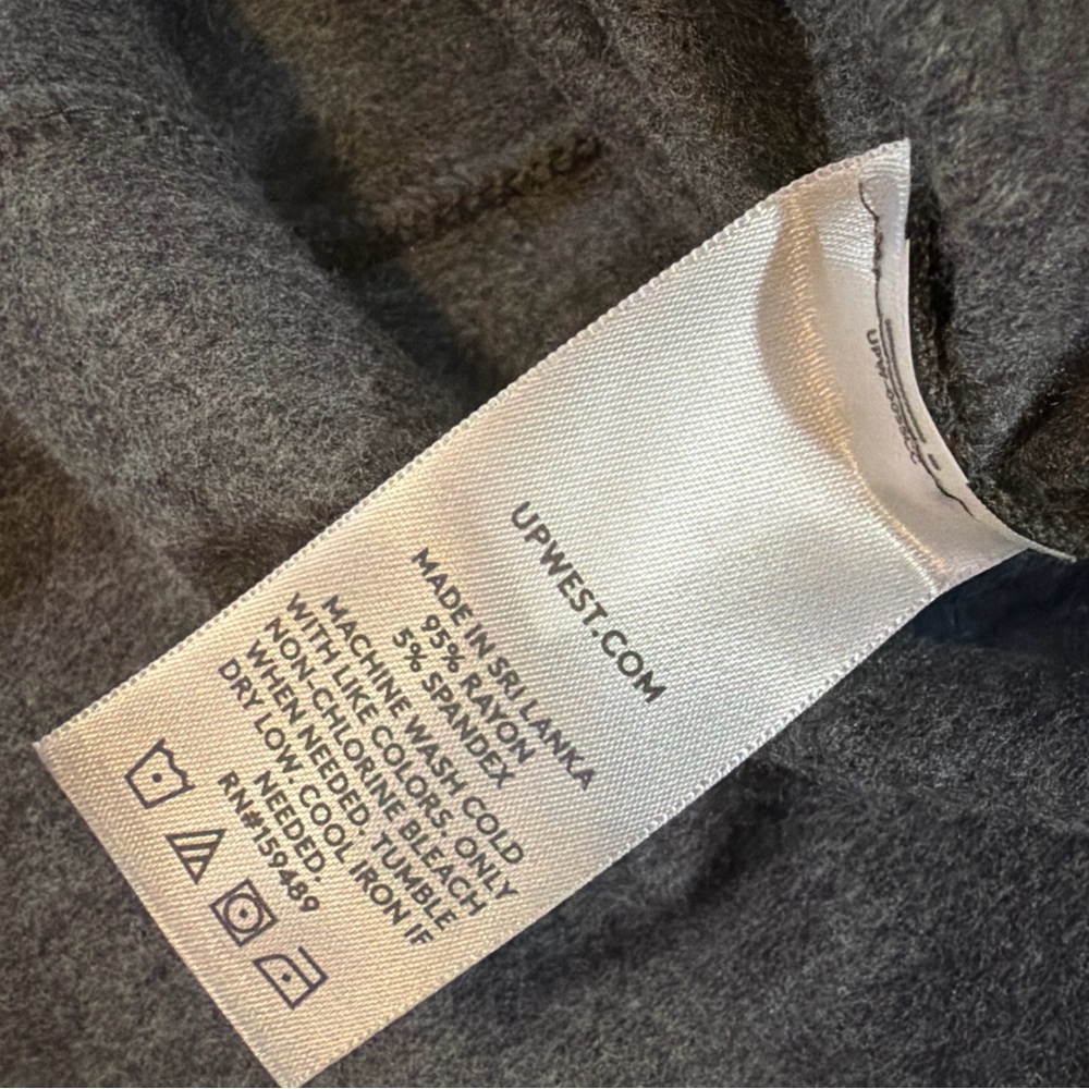 UpWest Women's Unwind Cocoon Cardigan Sz Small Dark Gray - Picture 8 of 8